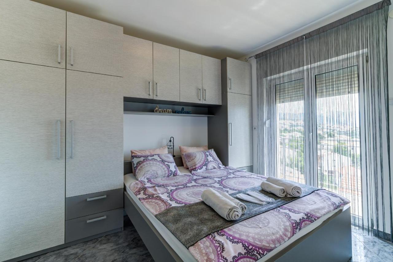 Lovely Apartments Senj เซนญ์ ภายนอก รูปภาพ